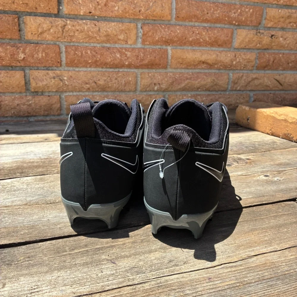 Nike alpha menace